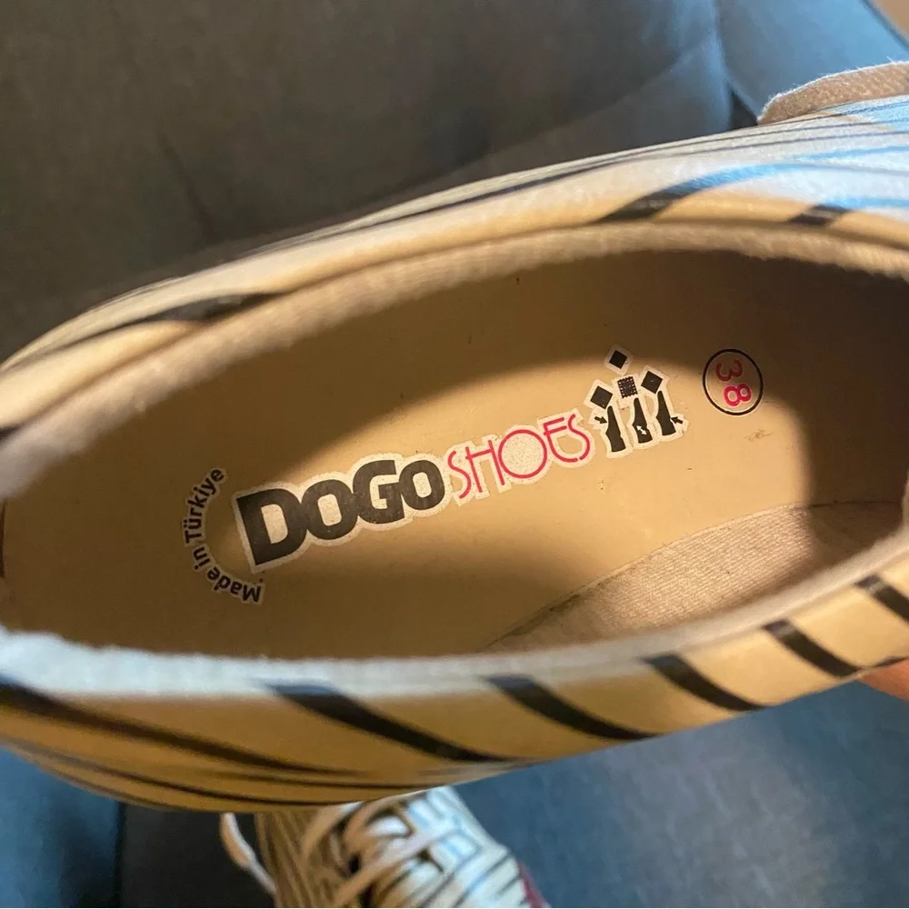 DOGO Women's Oxford Flat Shoes Tennis Dalmatian dog Disney, size 38, size 7. - Picture 10 of 13